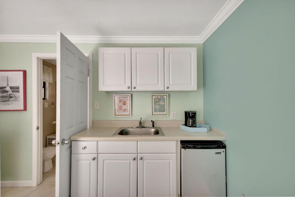 535 28th Street, West Palm Beach, FL 33407 Photo