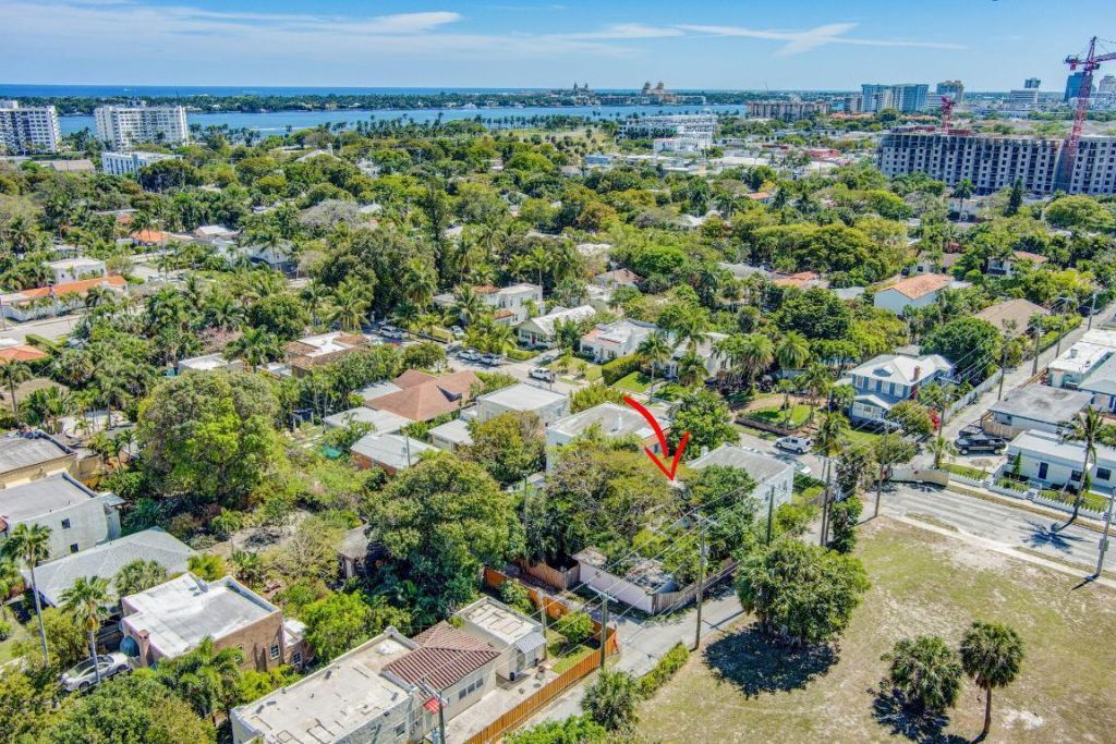 535 28th Street, West Palm Beach, FL 33407 Photo