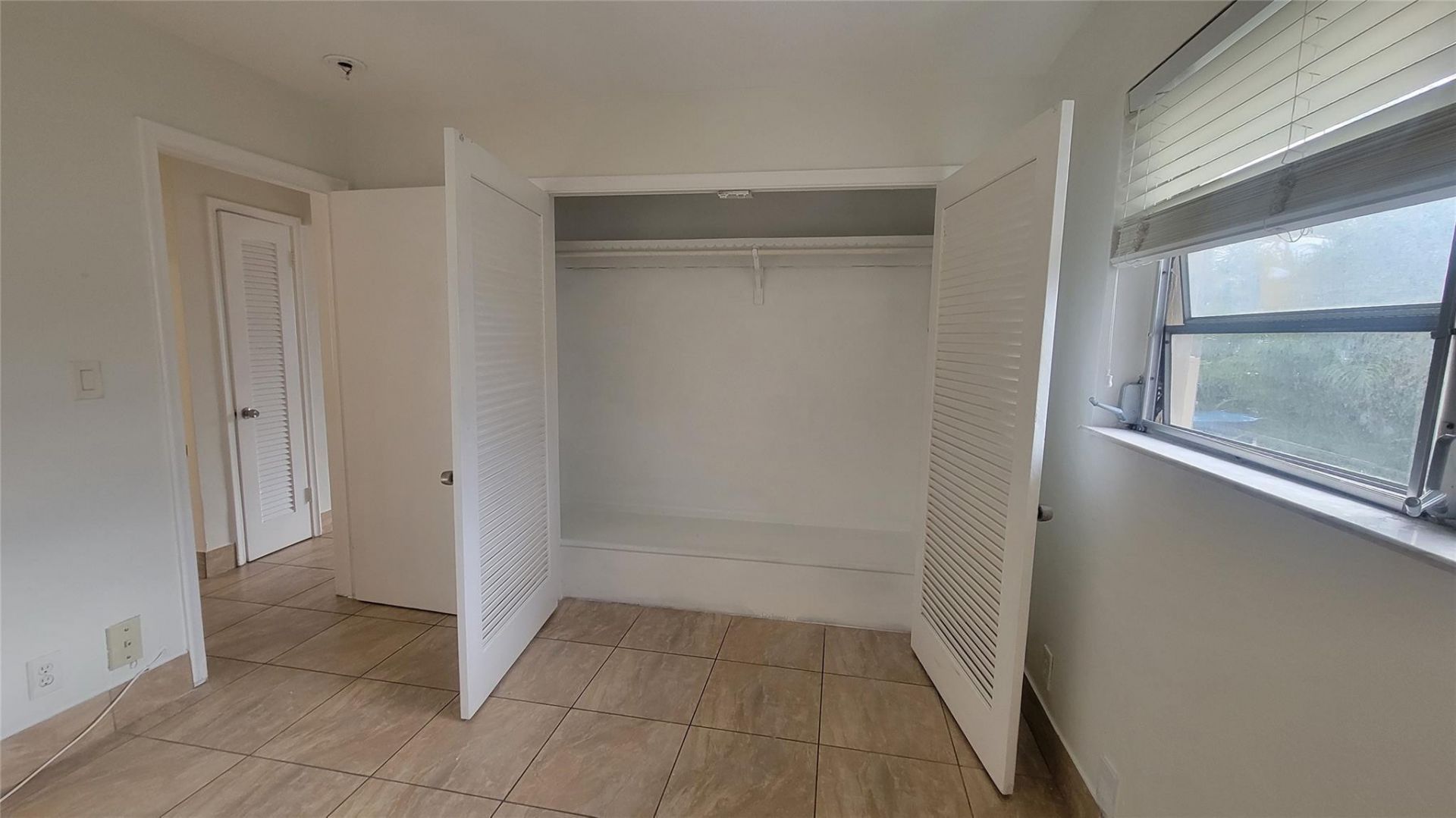 1821 NE 56th Street, Unit 1, Fort Lauderdale, FL 33308 Photo