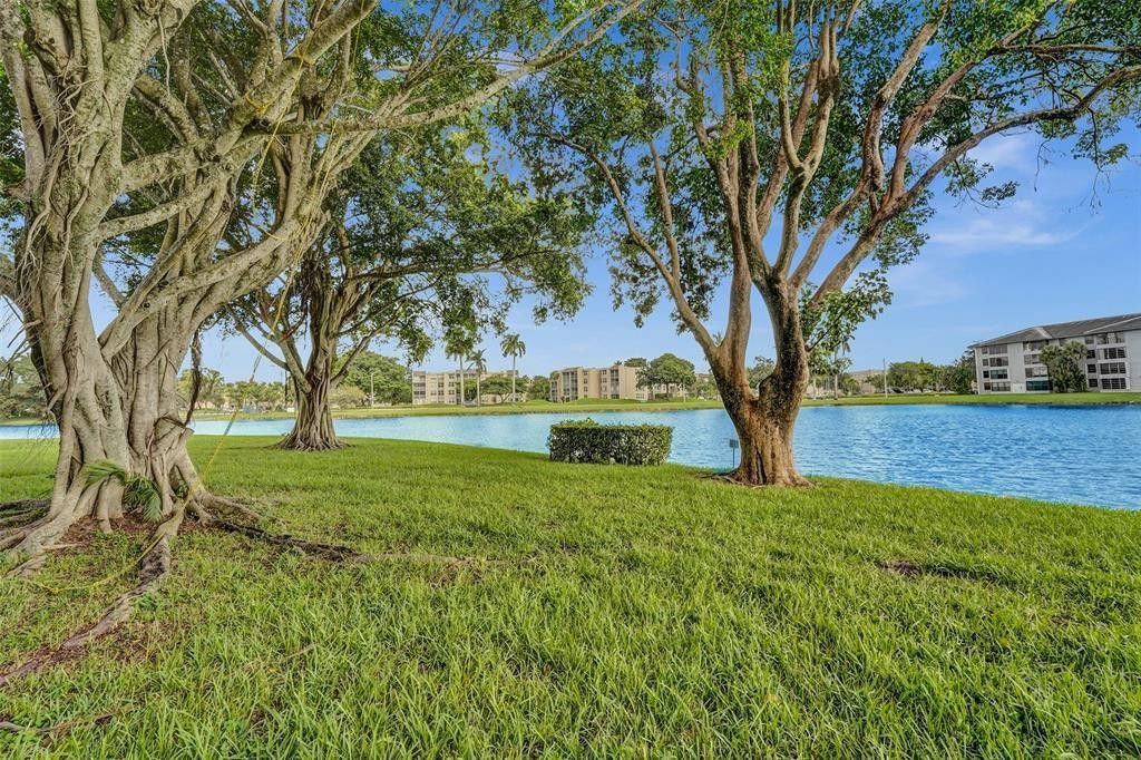 9440 Poinciana Place, Unit 101, Davie, FL 33324 Photo