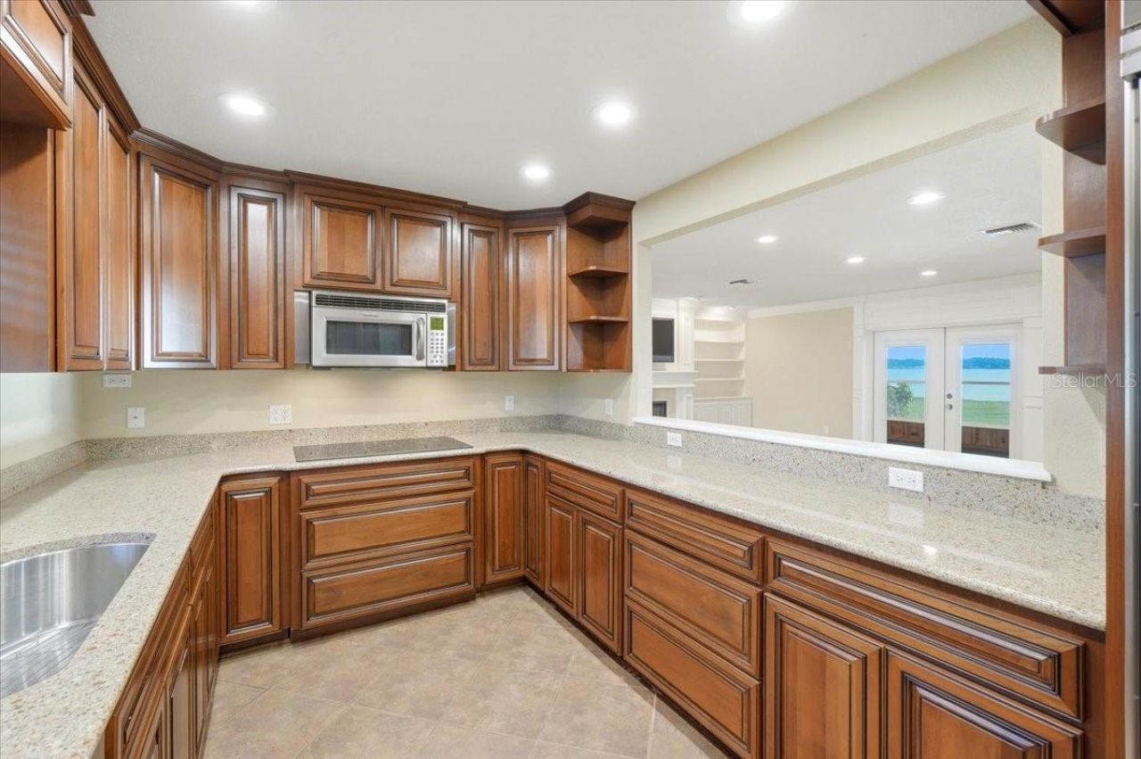 5530 Driftwood Drive, Lakeland, FL 33809 Photo