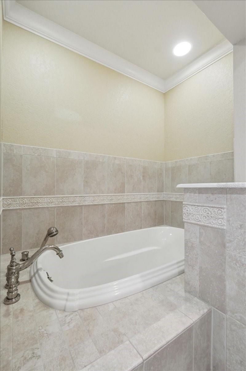 5530 Driftwood Drive, Lakeland, FL 33809 Photo