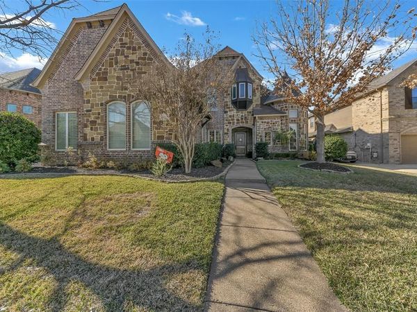 8013 Camino Drive, North Richland Hills, TX 76182