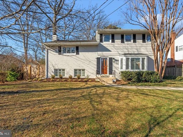 2904 FARM ROAD, ALEXANDRIA, VA 22302