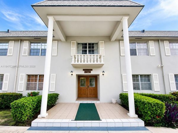 1520 Mckinley St, Unit 216E, Hollywood, FL 33020