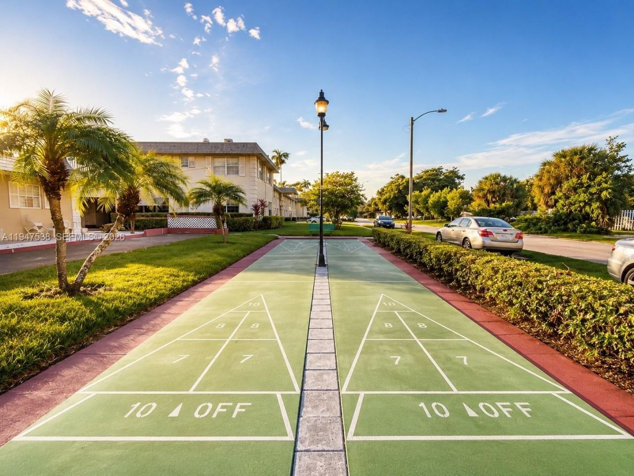 1520 Mckinley St, Unit 216E, Hollywood, FL 33020 Photo