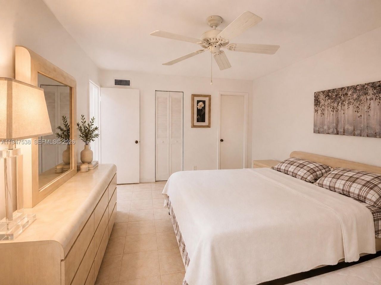 1520 Mckinley St, Unit 216E, Hollywood, FL 33020 Photo