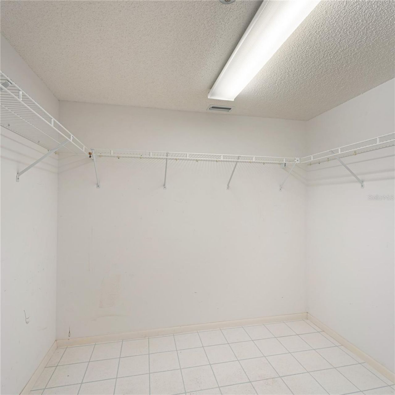 3780 Pinebrook Circle, Unit 105, Bradenton, FL 34209 Photo