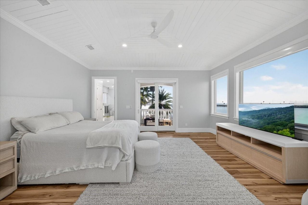 4102 Causeway Vista Drive, Tampa, FL 33615 Photo