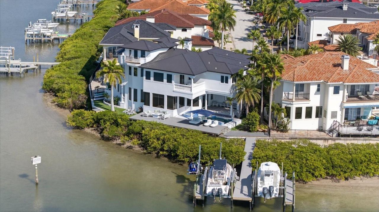 4102 Causeway Vista Drive, Tampa, FL 33615 Photo