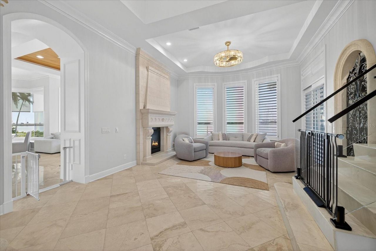 4102 Causeway Vista Drive, Tampa, FL 33615 Photo