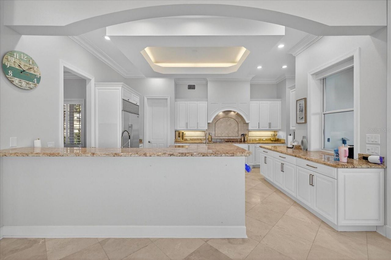 4102 Causeway Vista Drive, Tampa, FL 33615 Photo