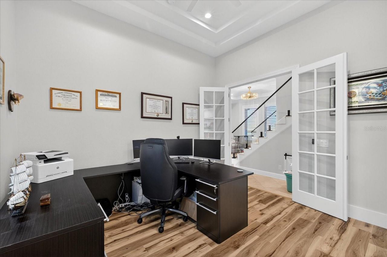 4102 Causeway Vista Drive, Tampa, FL 33615 Photo