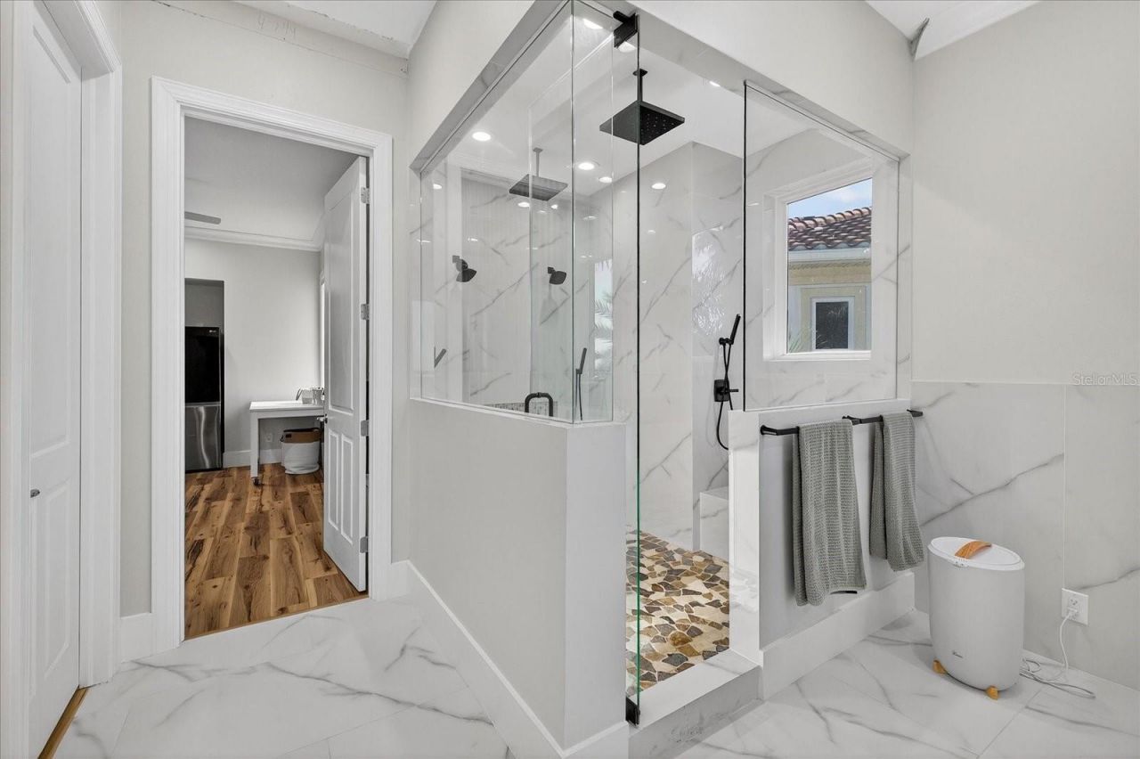 4102 Causeway Vista Drive, Tampa, FL 33615 Photo