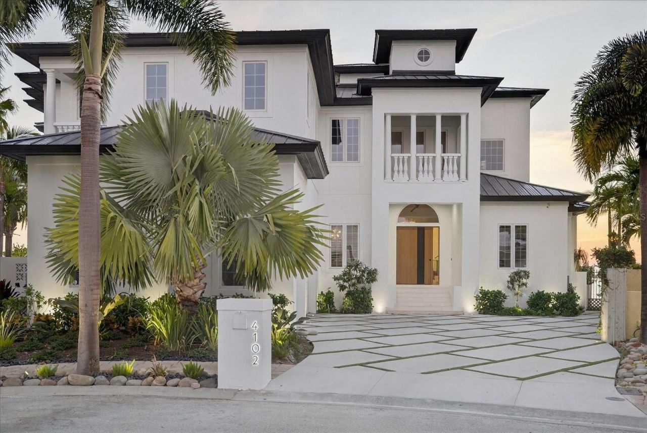 4102 Causeway Vista Drive, Tampa, FL 33615 Photo