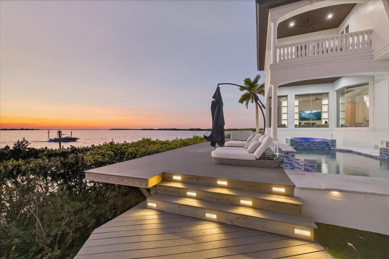 4102 Causeway Vista Drive, Tampa, FL 33615 Photo