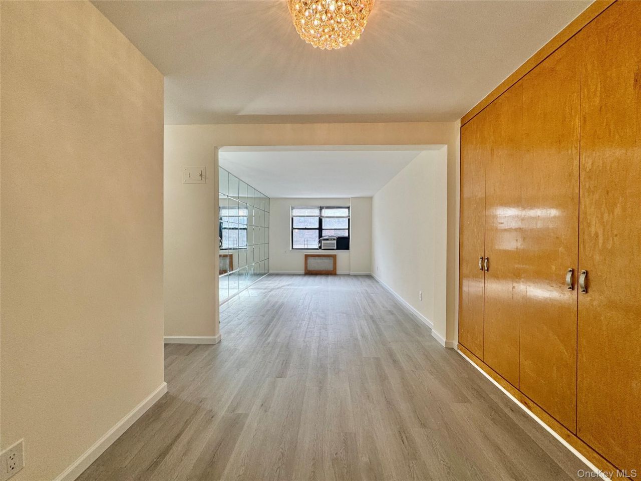 26-25 141st St, Unit 3E, Flushing, NY 11354 Main Photo