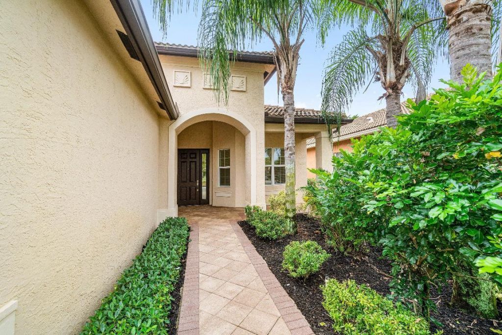 8214 Cloud Peak Drive, Boynton Beach, FL 33473 Photo