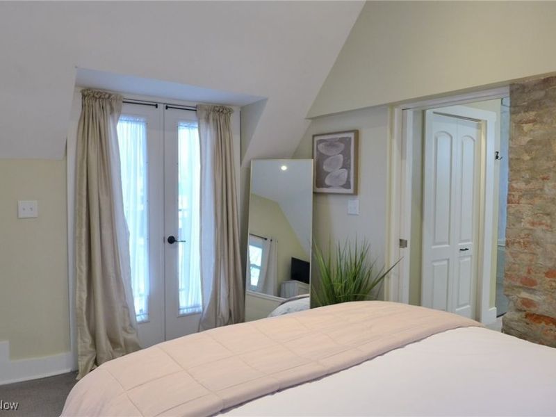 1376 W 74th Street, Cleveland, OH 44102 Photo 29