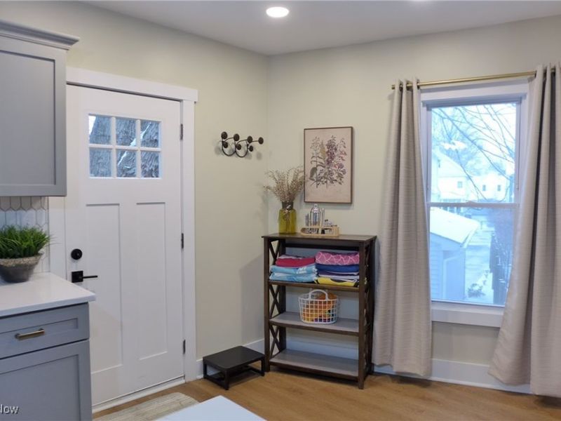 1376 W 74th Street, Cleveland, OH 44102 Photo 6