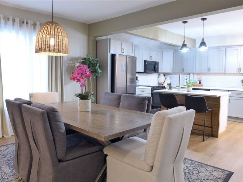 1376 W 74th Street, Cleveland, OH 44102 Photo 9