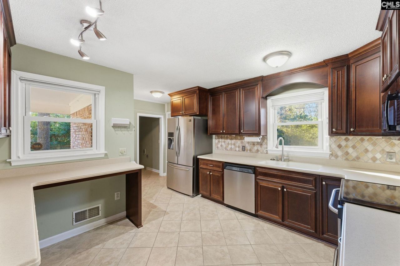 6965 Shelley Road Photo 12