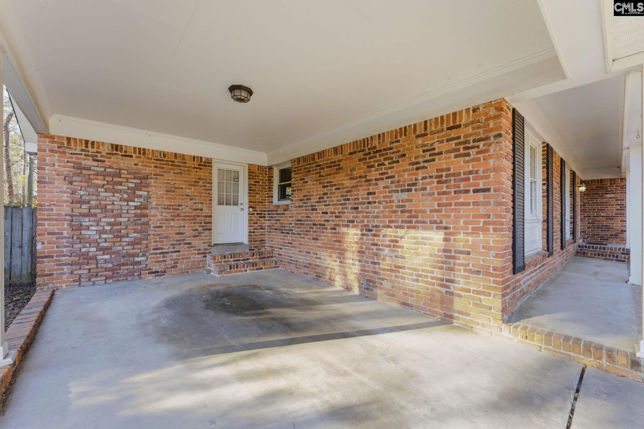 6965 Shelley Road Photo 5