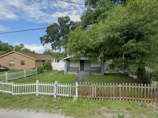 8204 N ELMER STREET, TAMPA, FL 33604