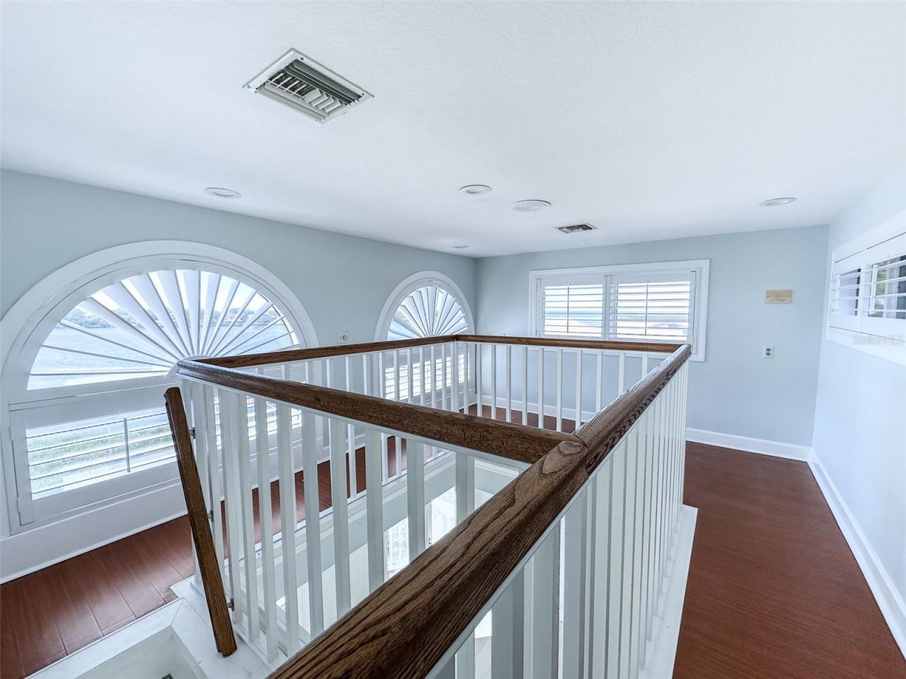 504 Hillsborough Street, Palm Harbor, FL 34683 Photo