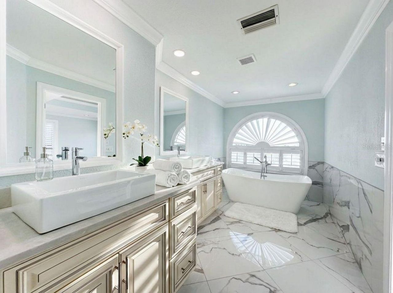 504 Hillsborough Street, Palm Harbor, FL 34683 Photo