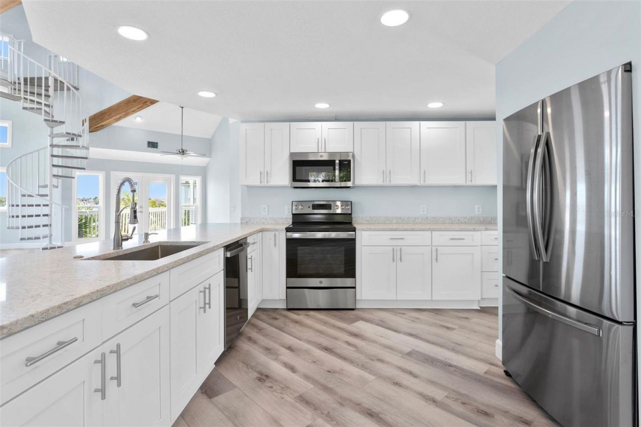 504 Hillsborough Street, Palm Harbor, FL 34683 Photo