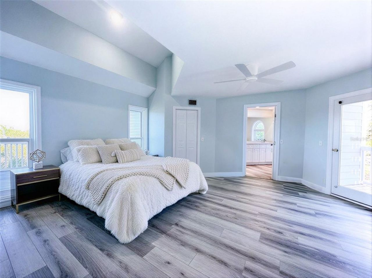 504 Hillsborough Street, Palm Harbor, FL 34683 Photo