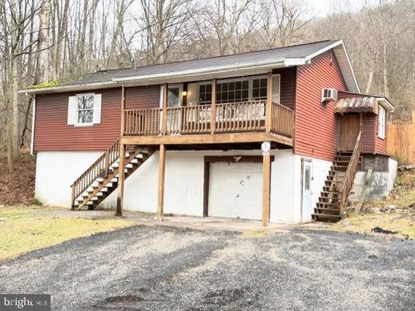 1165 E CATAWISSA STREET, NESQUEHONING, PA 18240