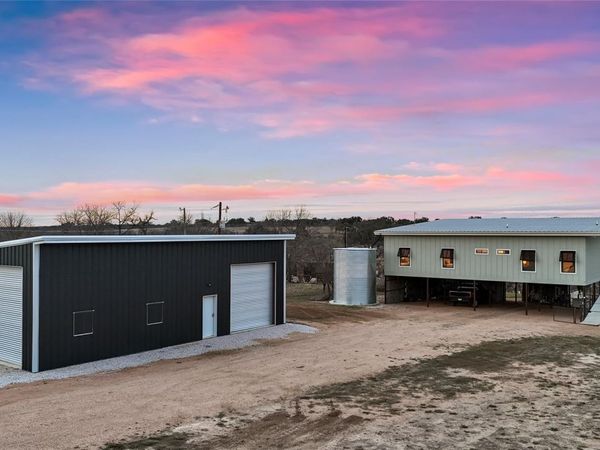 247 Diamond Cross DR, Llano, TX 78643