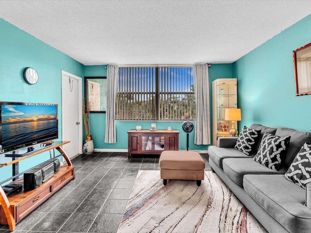 6570 Royal Palm Boulevard, Unit 206J, Margate, FL 33063 Photo