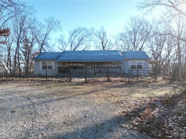29685 Ivy Bend Road , Stover, MO 65078