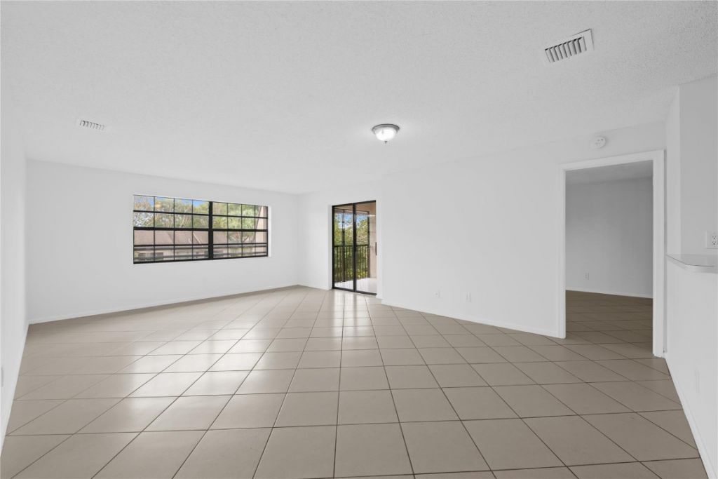 3574 NW 95th Terrace, Unit 8Q, Fort Lauderdale, FL 33351 Photo