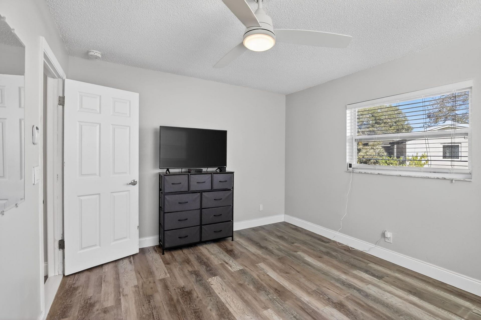 8845 NW 14th Street, Plantation, FL 33322 Photo