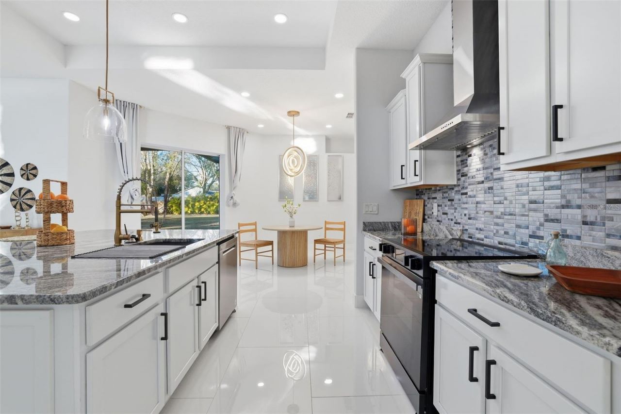 28233 Sonny Drive, Wesley Chapel, FL 33544 Photo