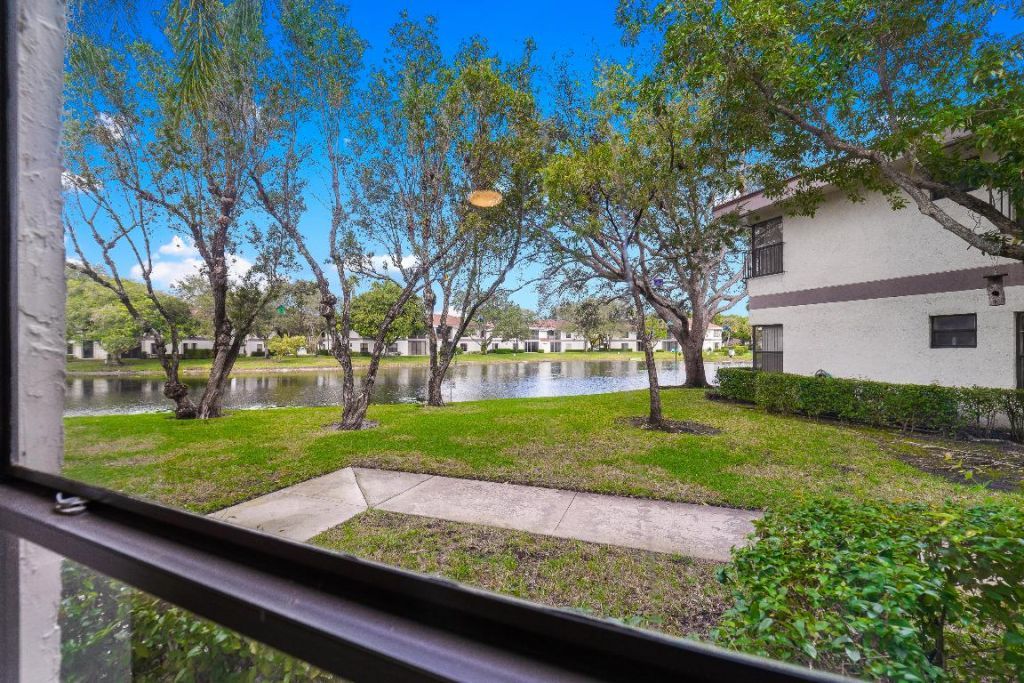 4677 Carambola Circle N, Unit 2758, Coconut Creek, FL 33066 Photo
