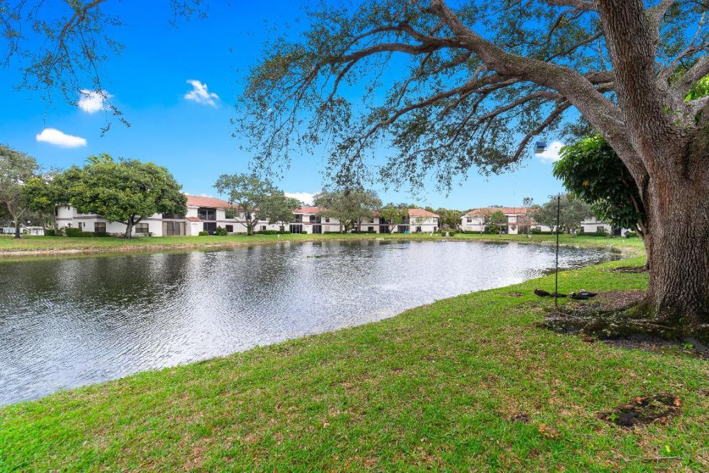 4677 Carambola Circle N, Unit 2758, Coconut Creek, FL 33066 Photo