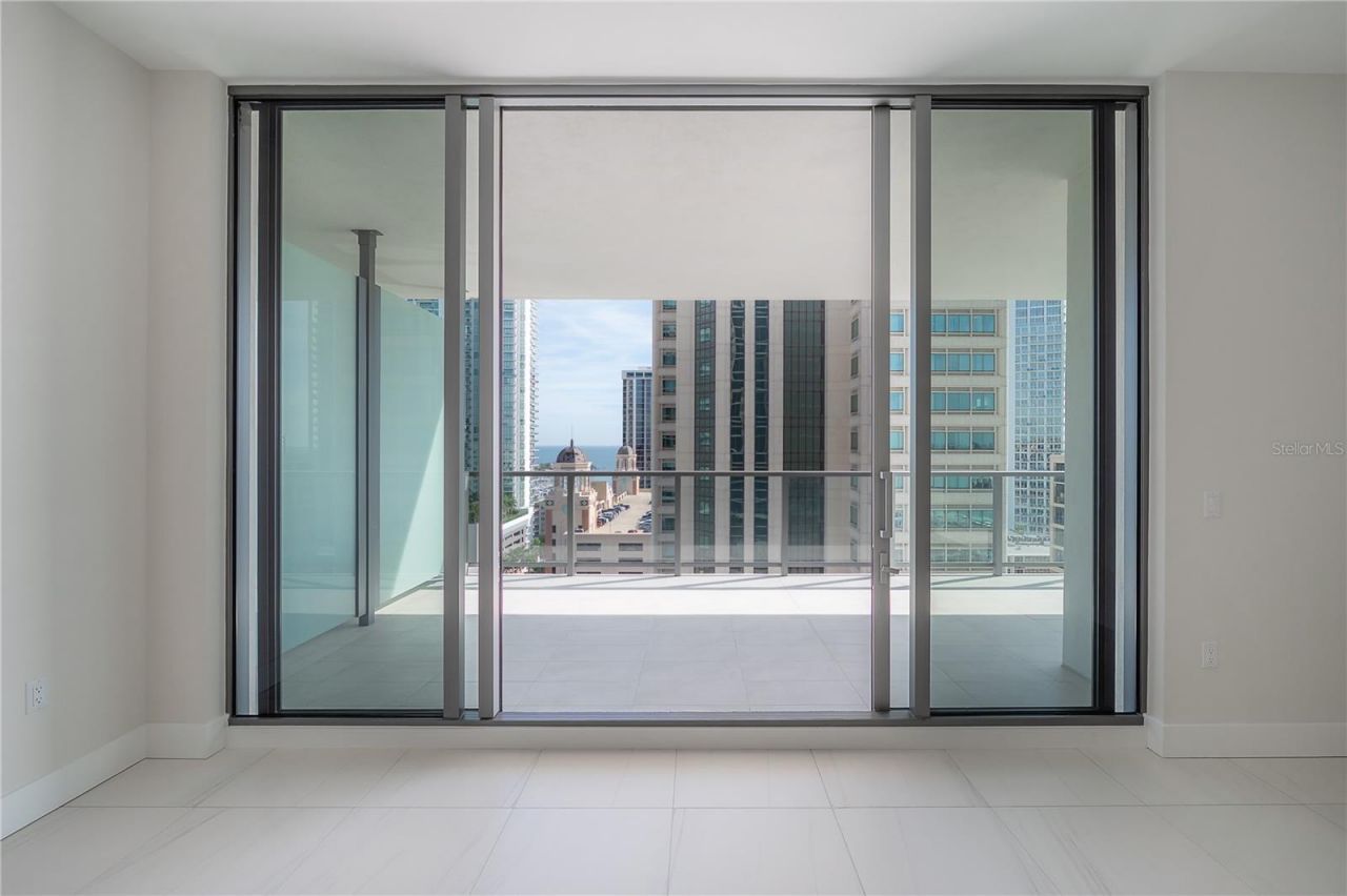 275 1st Avenue S, Unit 1504, Saint Petersburg, FL 33701 Photo