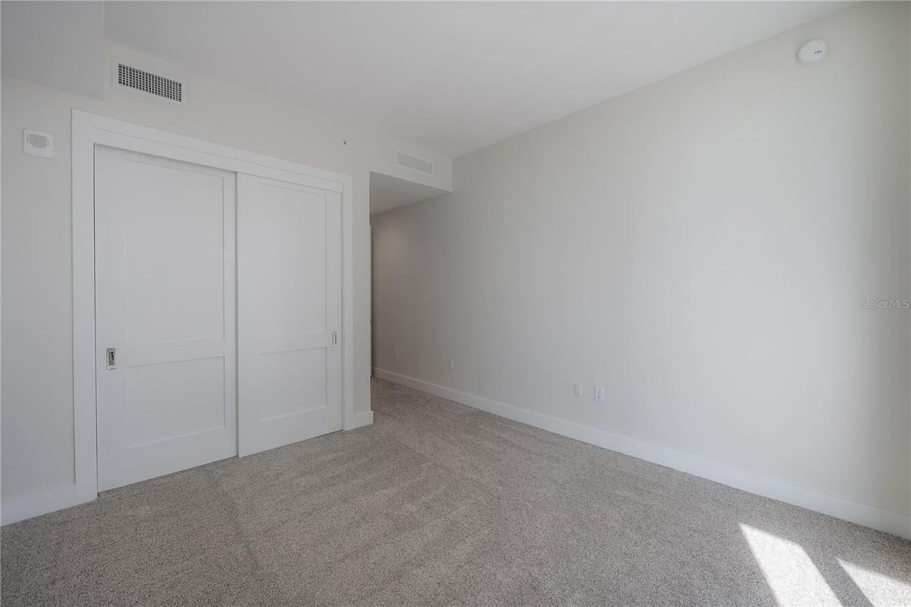 275 1st Avenue S, Unit 1504, Saint Petersburg, FL 33701 Photo