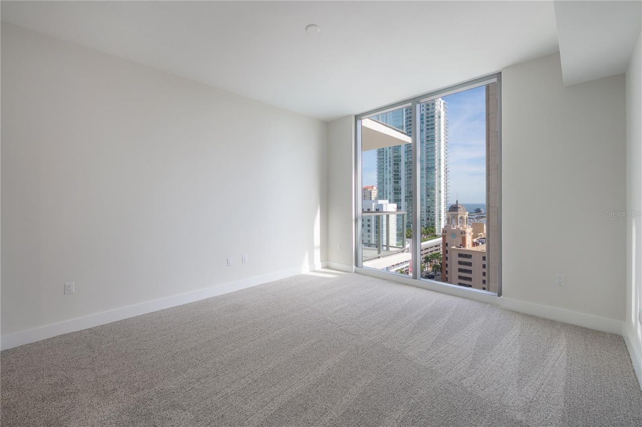 275 1st Avenue S, Unit 1504, Saint Petersburg, FL 33701 Photo