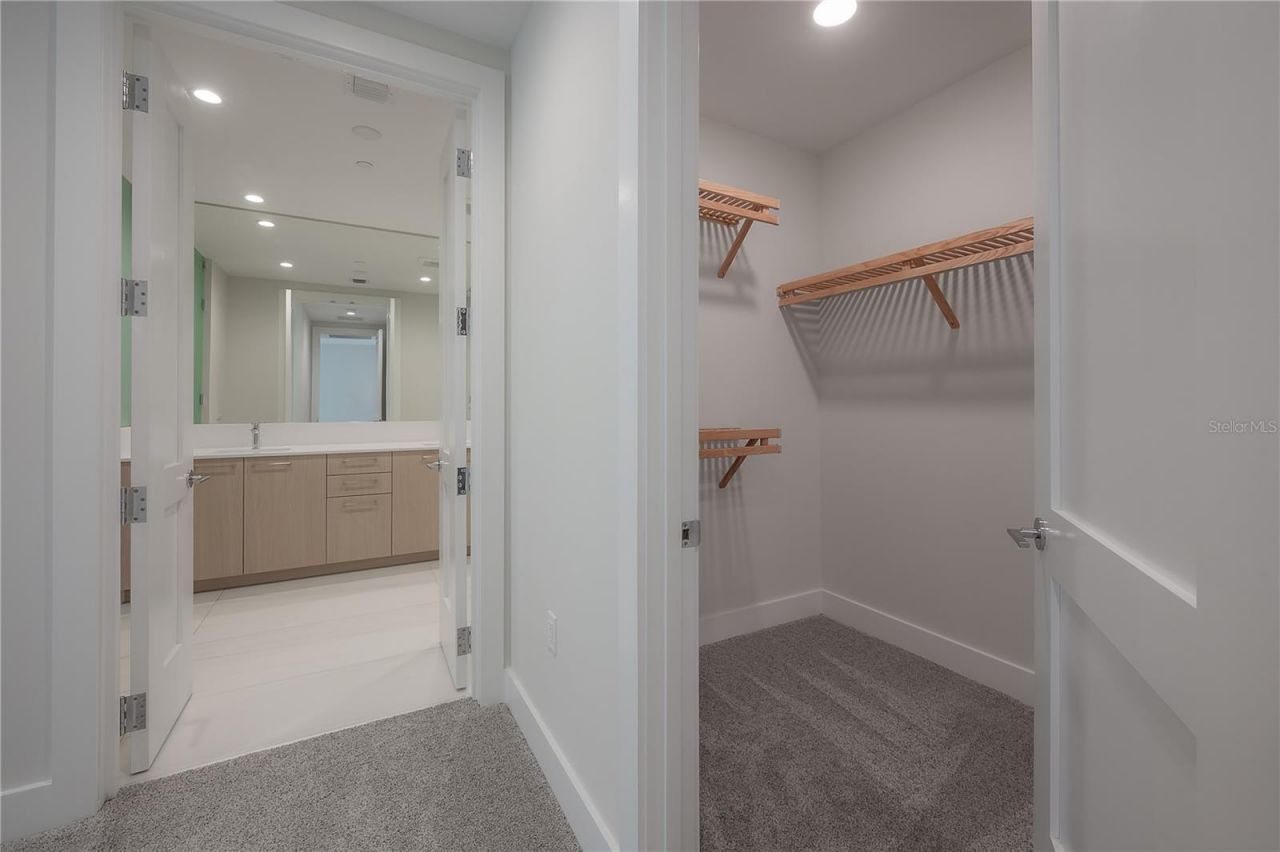 275 1st Avenue S, Unit 1504, Saint Petersburg, FL 33701 Photo