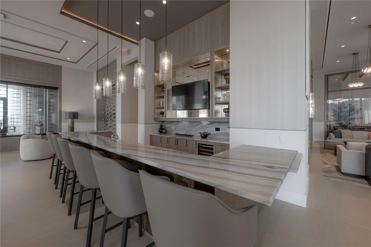 275 1st Avenue S, Unit 1504, Saint Petersburg, FL 33701 Photo