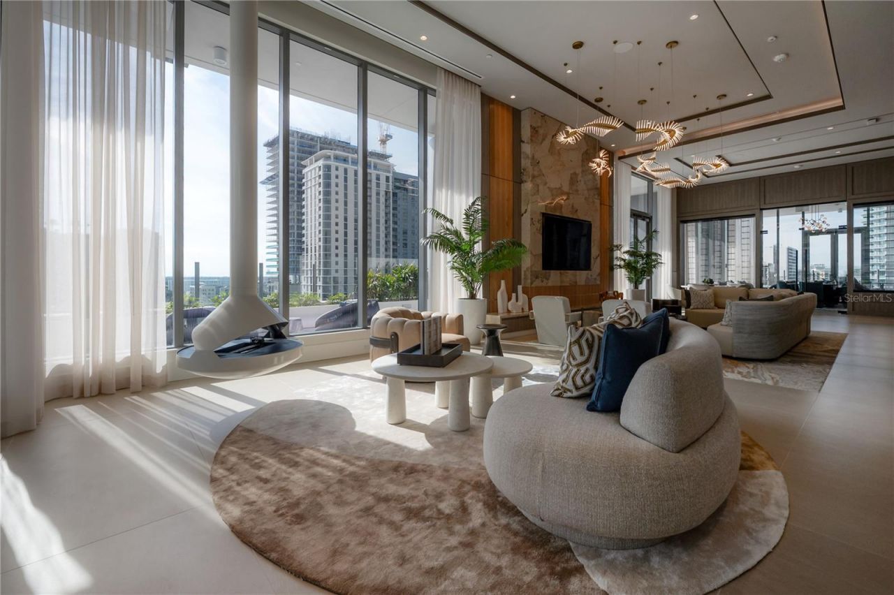 275 1st Avenue S, Unit 1504, Saint Petersburg, FL 33701 Photo