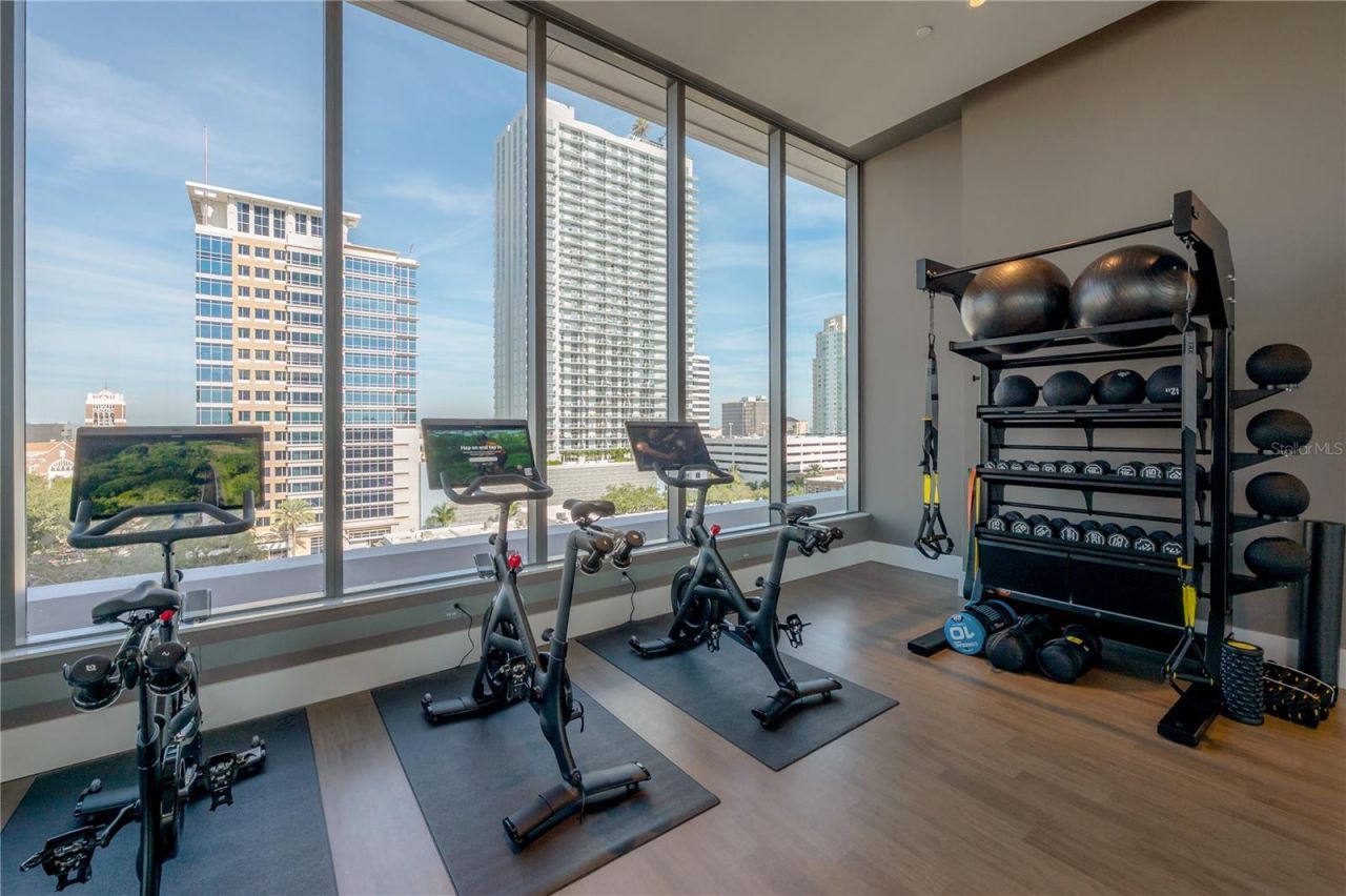 275 1st Avenue S, Unit 1504, Saint Petersburg, FL 33701 Photo