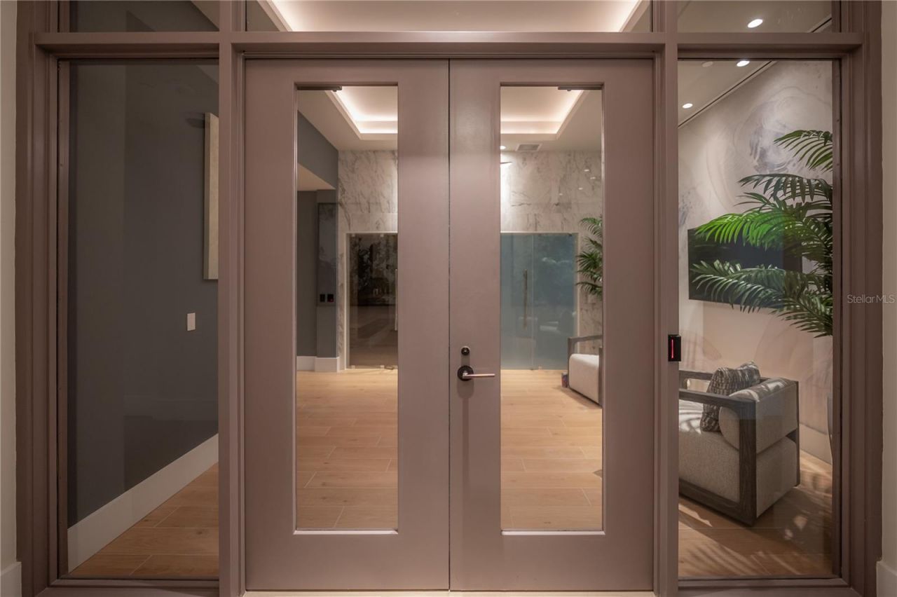 275 1st Avenue S, Unit 1504, Saint Petersburg, FL 33701 Photo