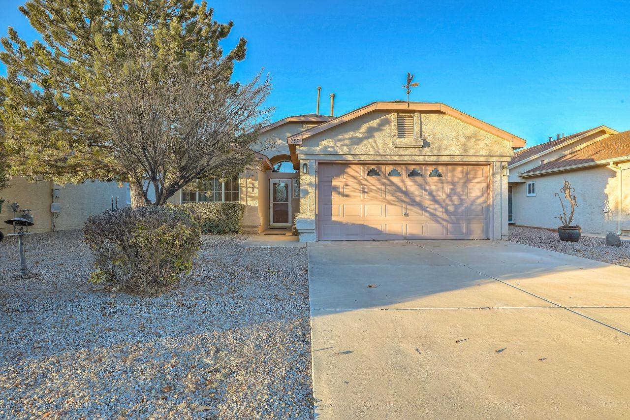 757 Valley Meadows Drive, Rio Rancho, NM 87144 Main Photo